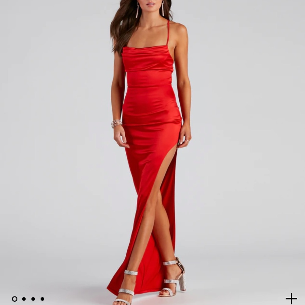 Red prom dress